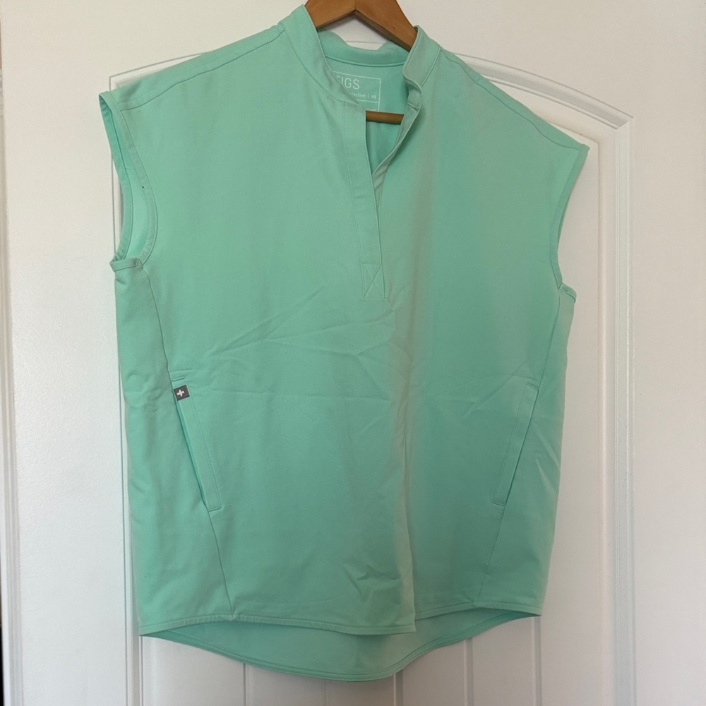 Figs Mint Green Rafaela scrub top